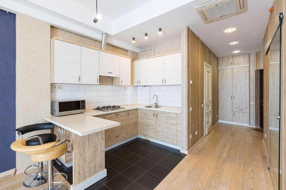 Apartamento Цехова 1 Leópolis Exterior foto