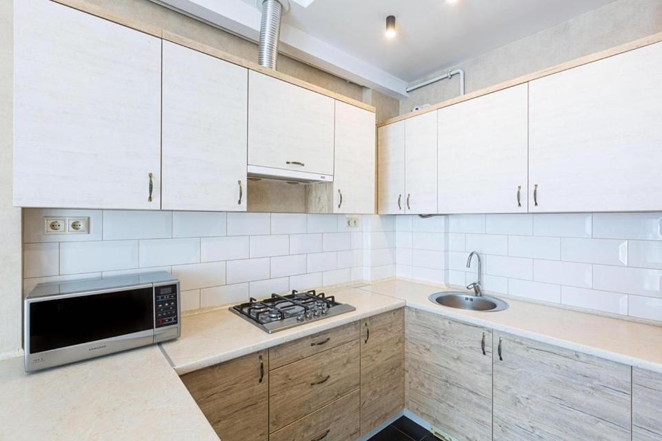 Apartamento Цехова 1 Leópolis Exterior foto